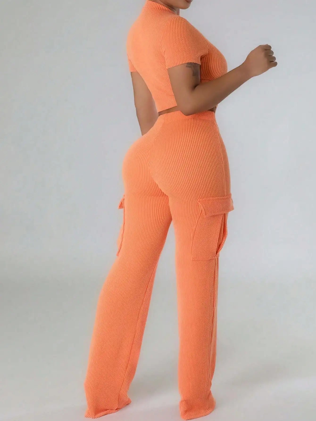 Women's Ribbed Two-Piece Tracksuit Set - Short Sleeve Crop Top & High Waisted Wide Leg Pants - Casual Sporty Outfit for Gym