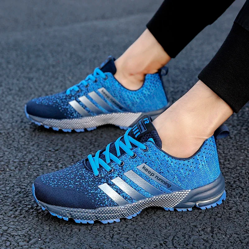 New men's and women's flying mesh surface spring summer breathable casual sports shoes flat vulcanized couple running big size48